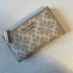 Kate Spade Slim Bifold Wallet